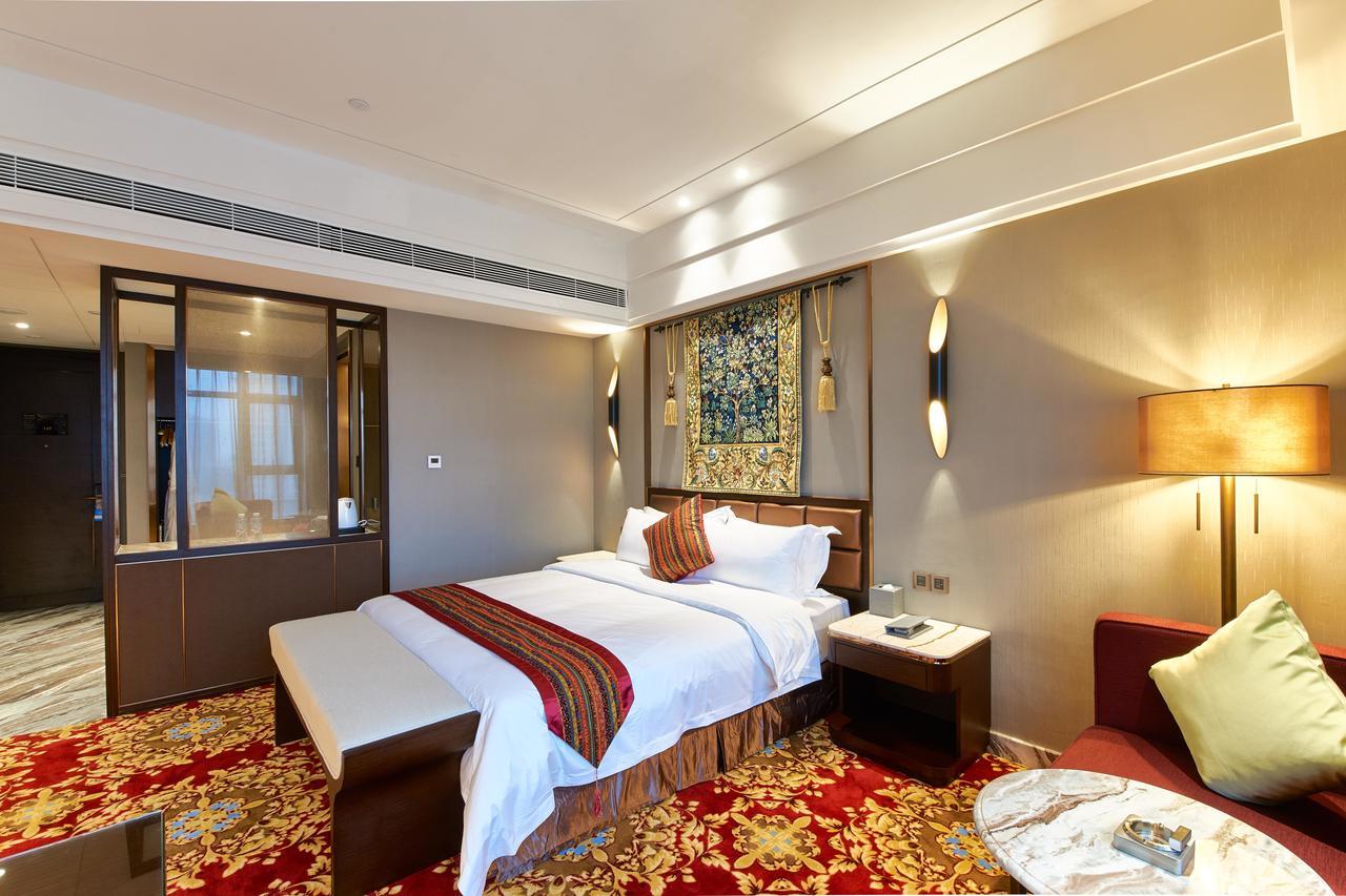 Zhongshan Guzhen Huayu Landmark Hotel Exterior foto